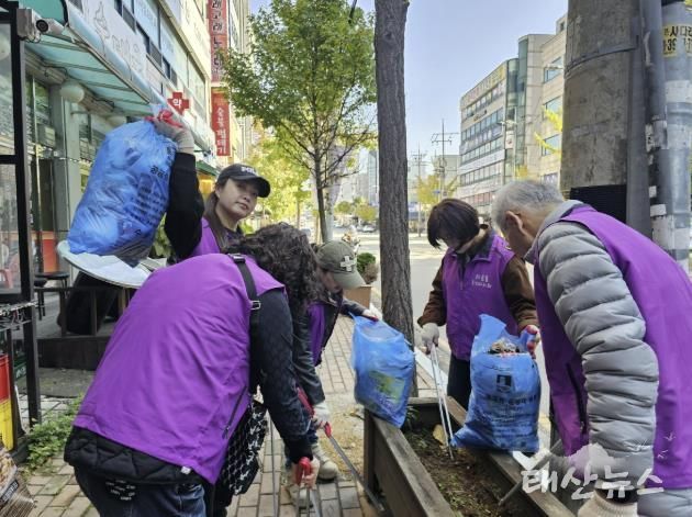 수원시 권선구 서둔동 주민자치회 , ‘ 다 함께 만들어요! 깨끗한 우리 동네’ 환경정화 활동 펼쳐