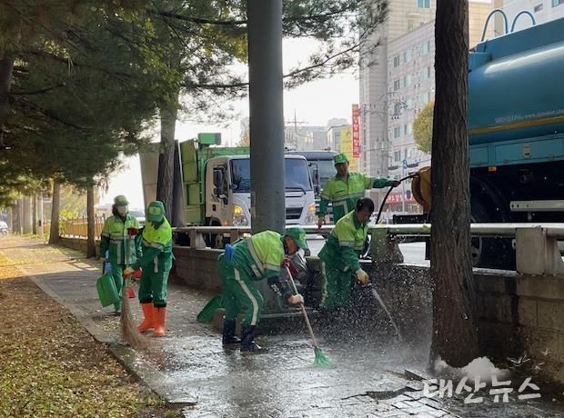 수원시 장안구, 은행나무 열매 다량 발생지 물세척 청소 실시