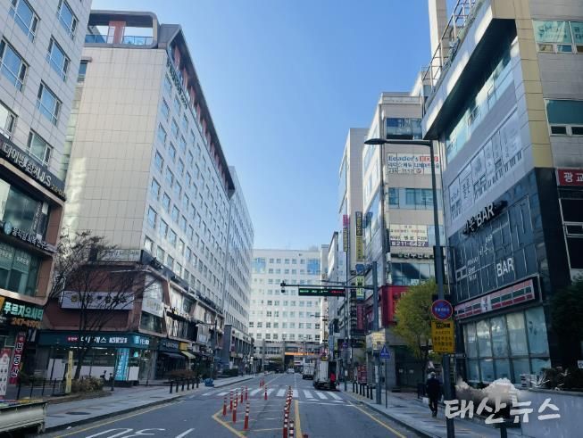 광교상현역 온누리 골목형상점가 전경