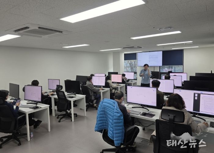주민참여위원 대상‘생성형 인공지능(AI)를 올바르게 활용하기’교육