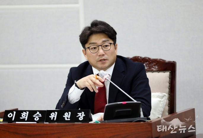 이희승 보건복지위원장(더불어민주당, 영통2·3·망포1·2)