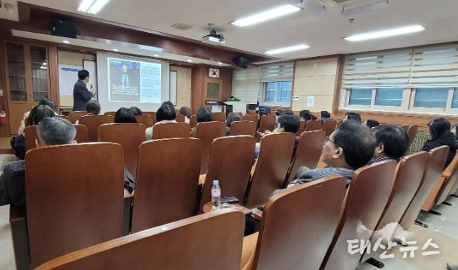 군포의왕교육지원청, '디지털 기반 진로연계교육 연수' 실시