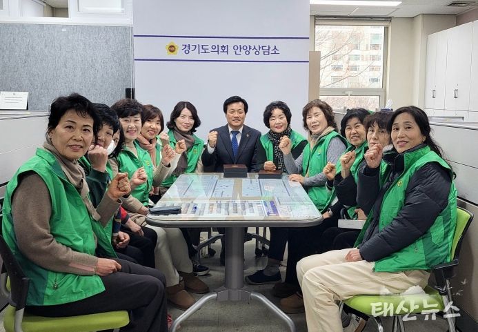 문형근 위원장,