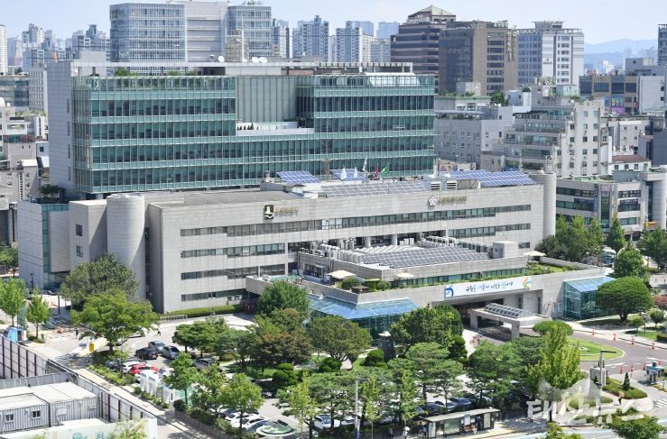 수원시청사 전경