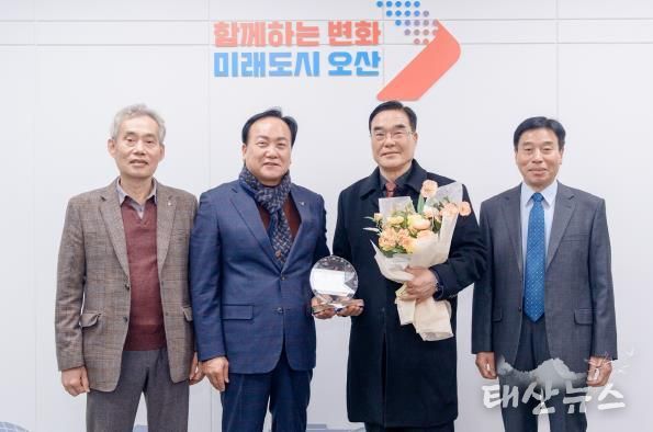 오산시, 대한노인회 오산시지회 신건호 회장 ‘1일 명예시장’ 위촉