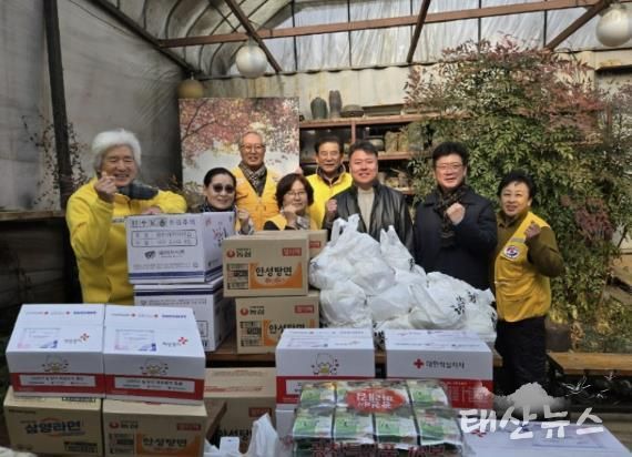 며칠간 우려낸 온기, 양평군 용문면 대한적십자봉사회 명절 꾸러미 40가구에 전달